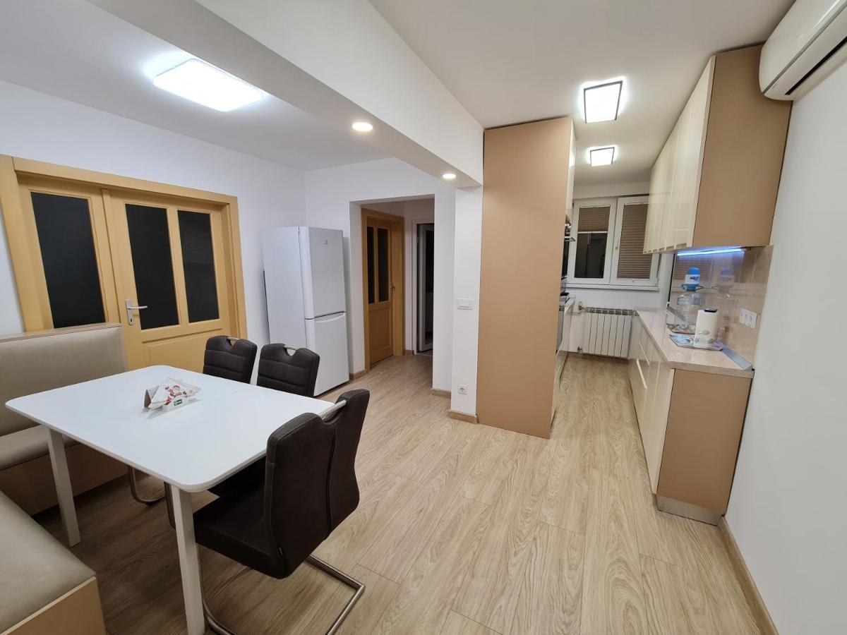 Luxury Panoramic Apartment Орадеа Екстериор снимка