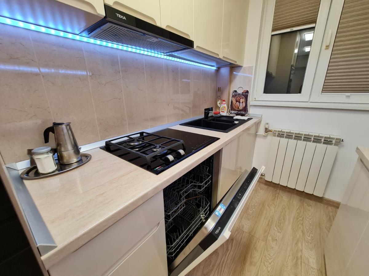 Luxury Panoramic Apartment Орадеа Екстериор снимка