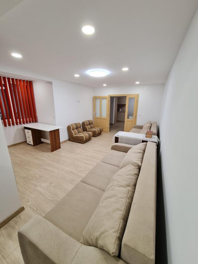 Luxury Panoramic Apartment Орадеа Екстериор снимка
