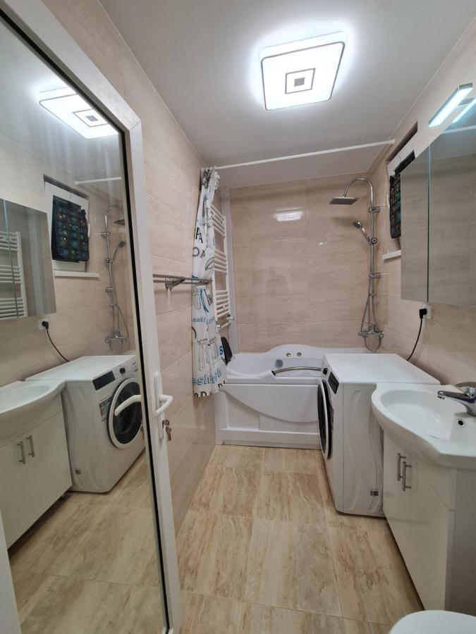 Luxury Panoramic Apartment Орадеа Екстериор снимка