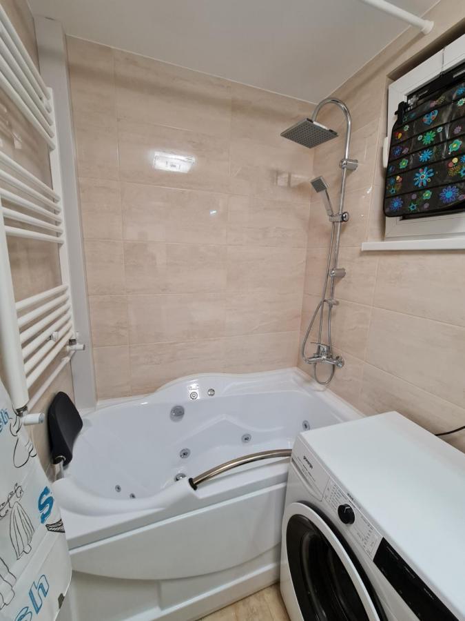 Luxury Panoramic Apartment Орадеа Екстериор снимка
