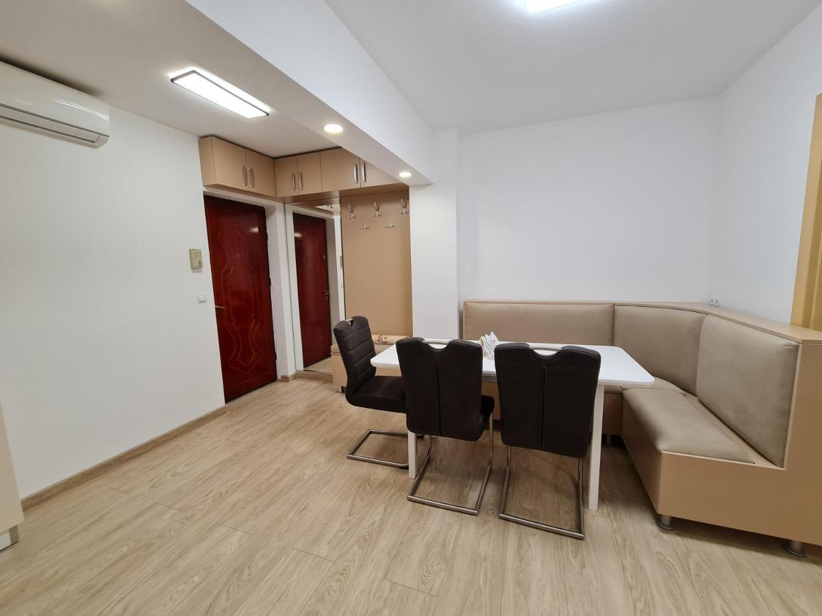 Luxury Panoramic Apartment Орадеа Екстериор снимка